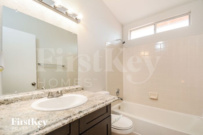Building Photo - 9556 N Albatross Dr