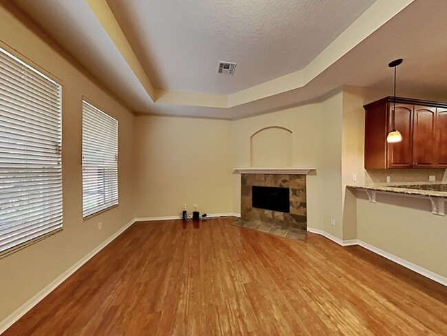 Building Photo - 8531 Native Pine Way
