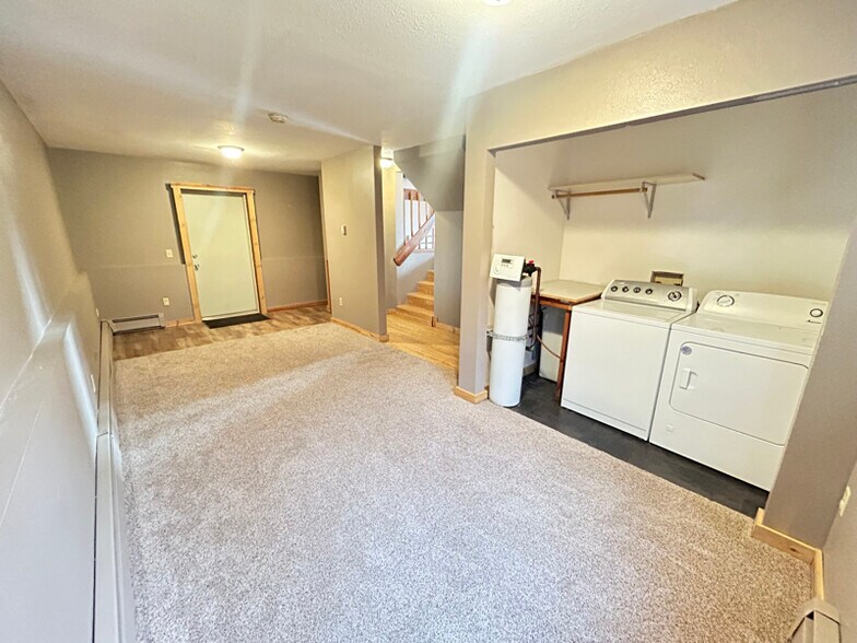 Building Photo - 3210 N Bald Eagle Dr