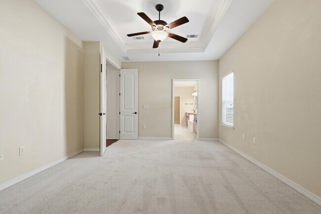 Building Photo - 1705 19th St