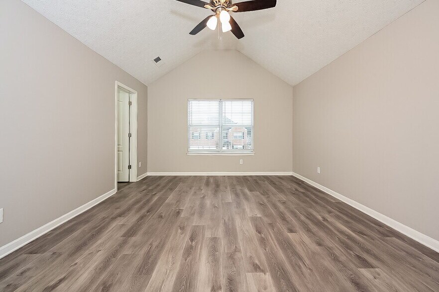 Building Photo - 2365 Brookgate Way