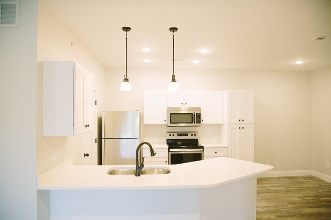 Building Photo - 1850 Old Higbee Mill Rd