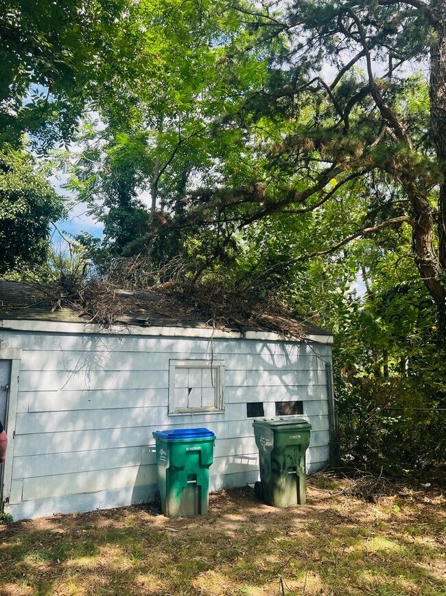 Building Photo - Charming 3bdrm/1.5bth Home Conveniently Located in Richmond's North Highland Park Subdivision w/P...