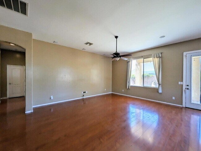 Building Photo - 3310 W Latona Rd