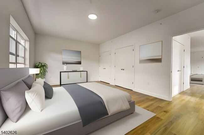 Building Photo - 48 Chadwick St