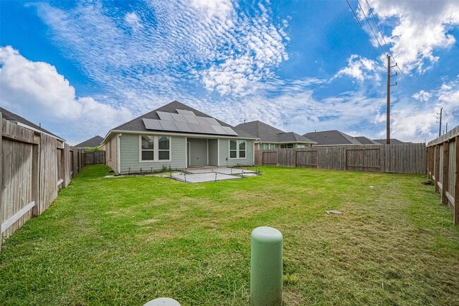 Building Photo - 31415 Conover Dr
