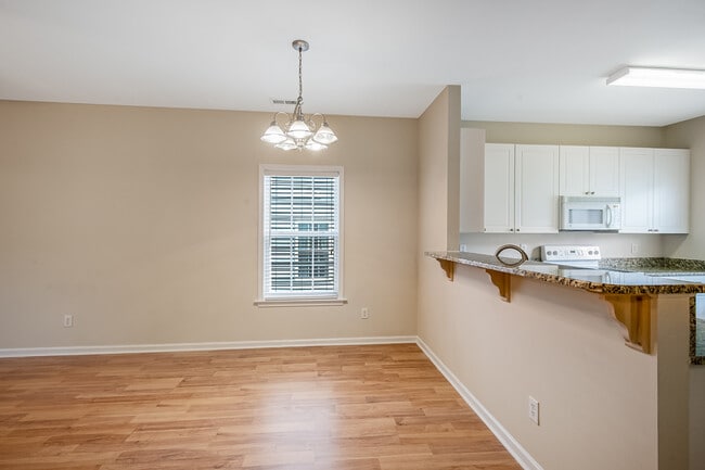 Building Photo - 2337 Bay Harbor Dr