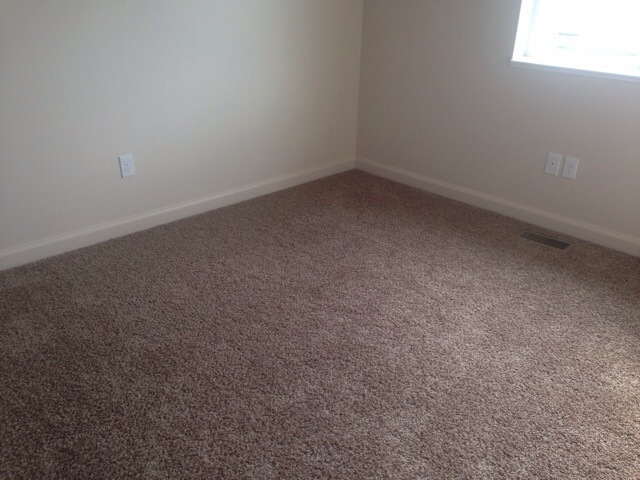 Building Photo - Great 4 bedroom Townhouse in Ogden for Rent