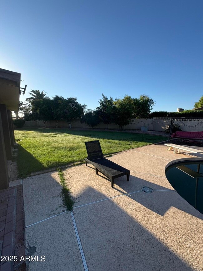 Building Photo - 5021 W Echo Ln