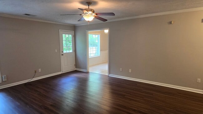Building Photo - Laurel Creek Subdivision