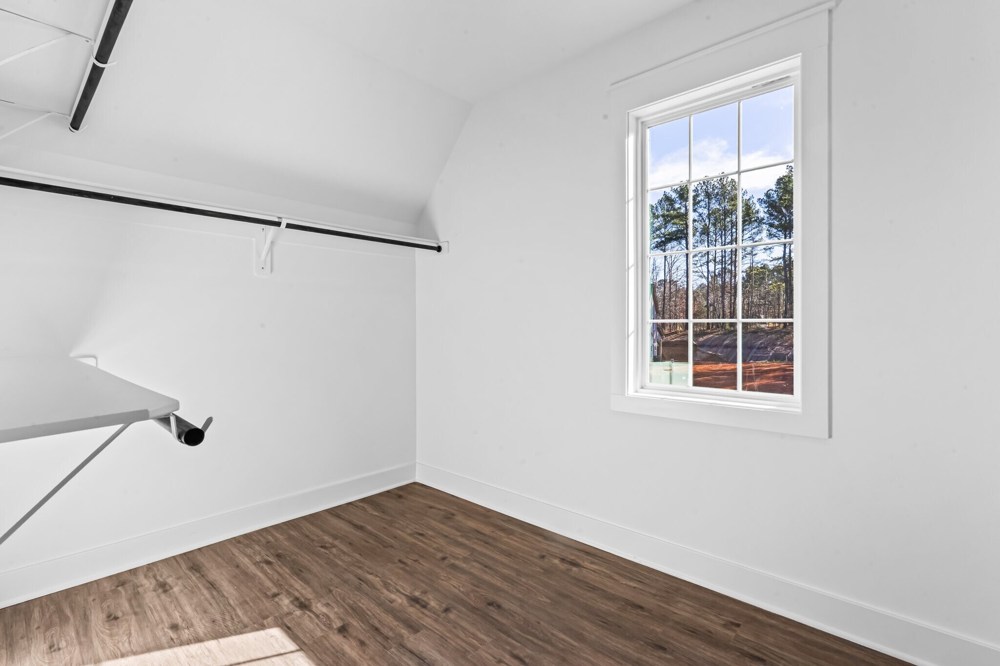 Building Photo - 145 Vast View Wy