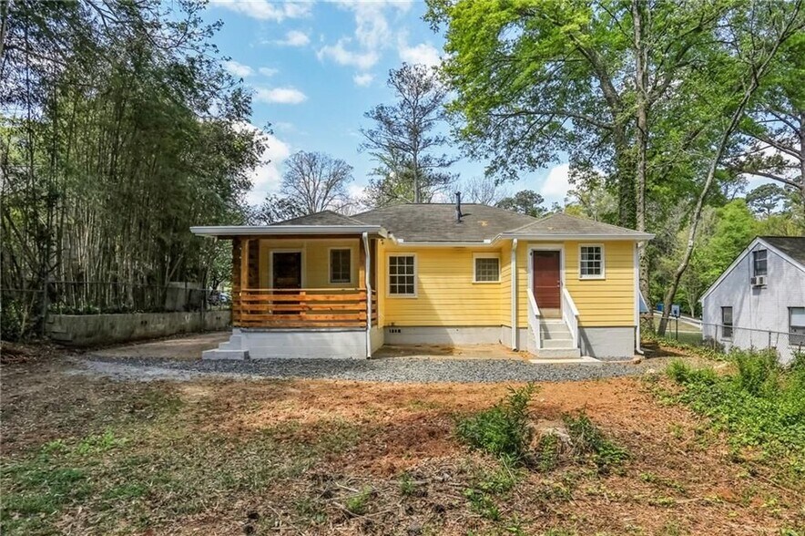 Building Photo - 1304 Conway Rd