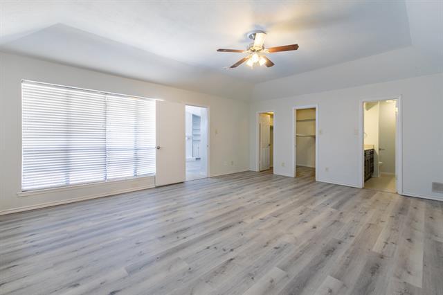 Building Photo - 14215 Haymeadow Dr