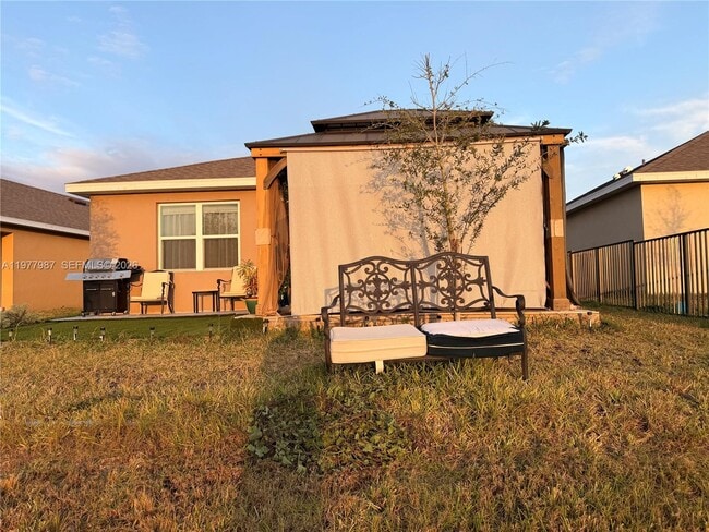 Building Photo - 12422 Rimini Wy