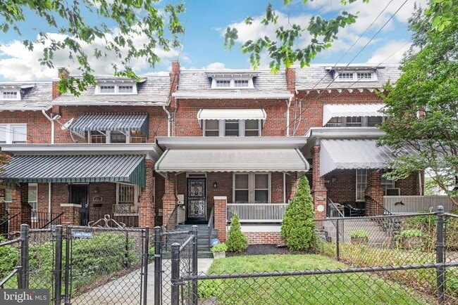Primary Photo - 415 Gallatin St NW