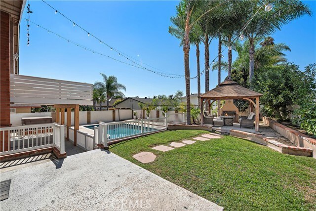 Building Photo - 24701 Eloisa Dr