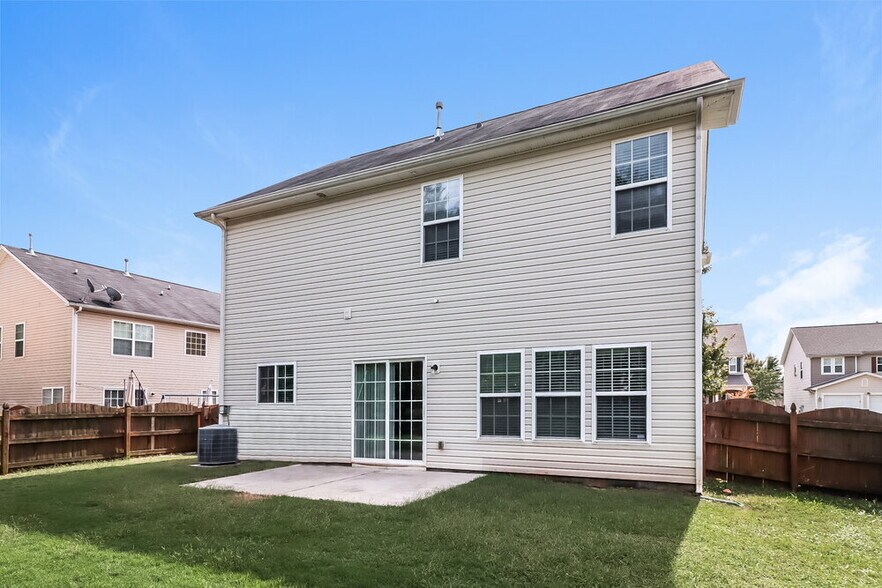 Building Photo - 6510 Ridgeview Commons Dr