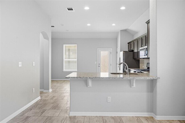 Building Photo - 5925 Malta Cir