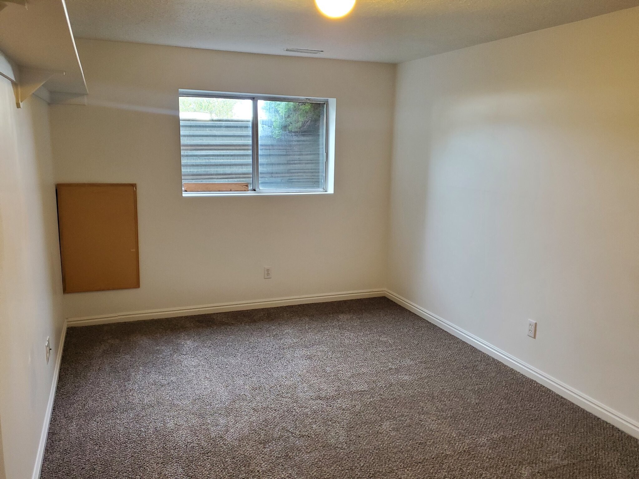 Building Photo - 4785 Dorilee Dr