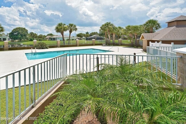 Building Photo - 8056 Bracken Ln