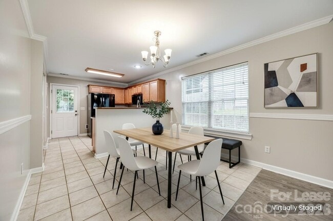 Building Photo - 410 Danielle Way