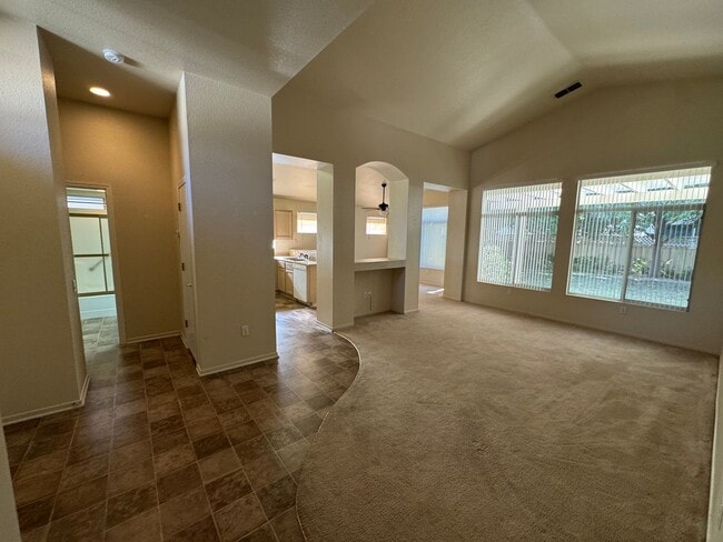 Building Photo - DEL WEBB 55+ COMMUNITY SINGLE STORY 2 BED,...
