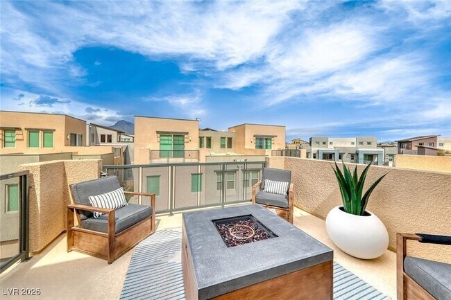 Building Photo - 11287 Gravitation Dr