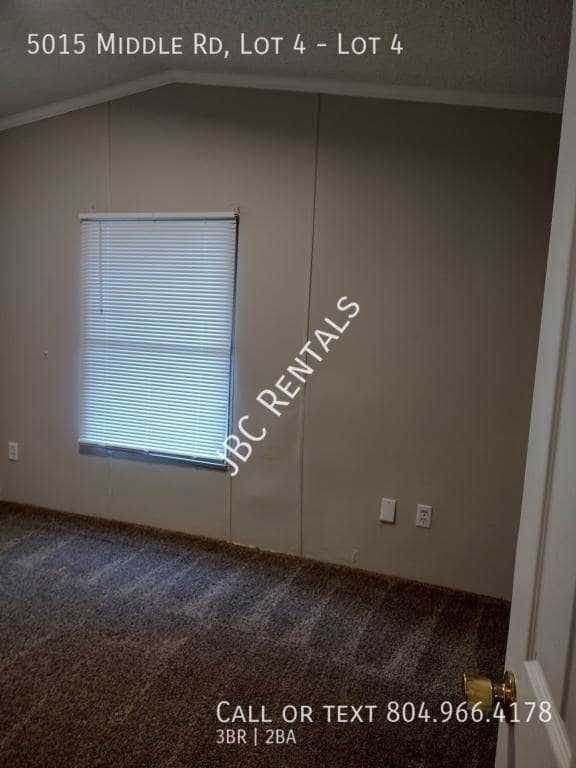 Building Photo - 5015 Middle Rd