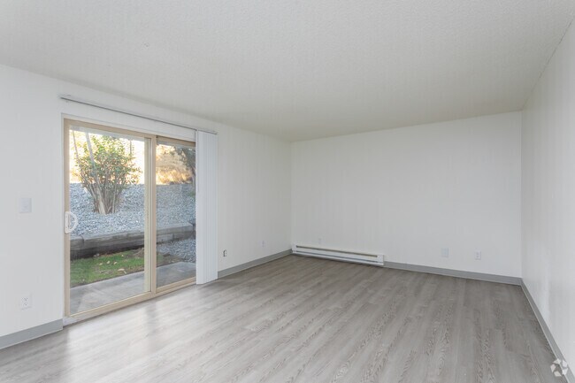 3BR, 1.5BA - 1,066SF - Parc 48 Apartments