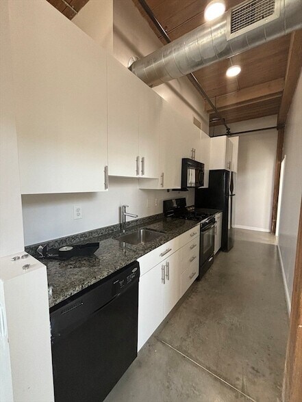 Building Photo - 88 Gerrish Ave