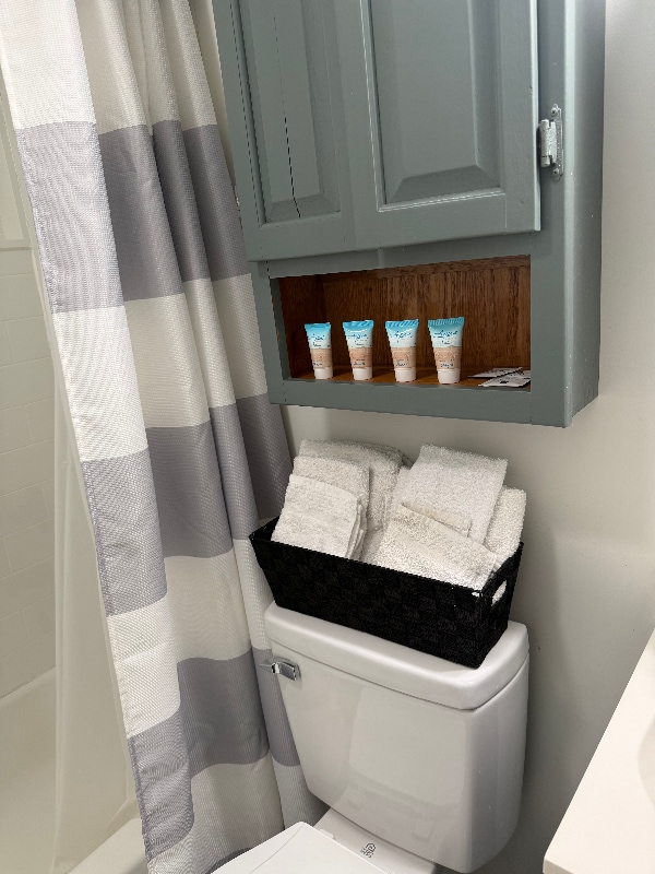 Building Photo - 346 Orion St