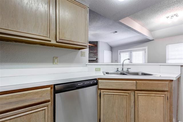 Building Photo - 845 Applewood Dr