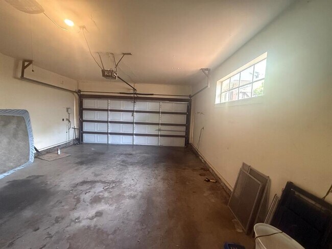 Building Photo - 3333 NW 62nd St