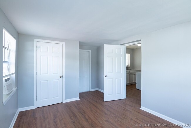 Building Photo - 191 Tulip Tree Dr
