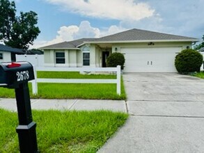 Building Photo - Kissimmee - 3 Bedroom, 2 Bathroom - $2,295.00