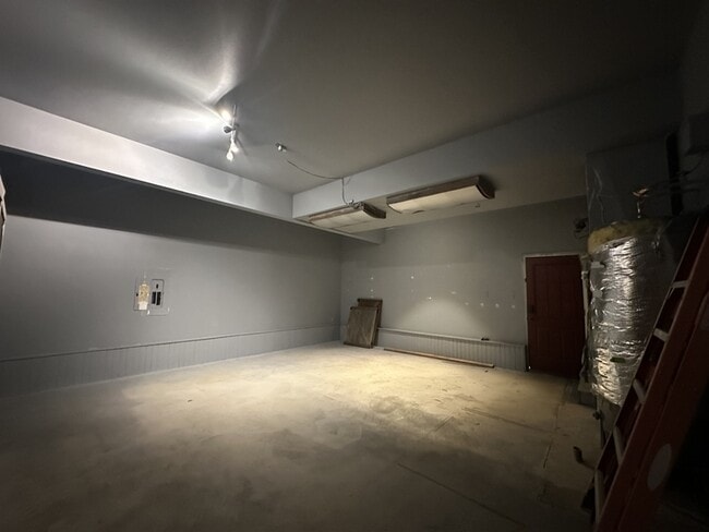 Building Photo - 24574 SW Ladd Hill Rd