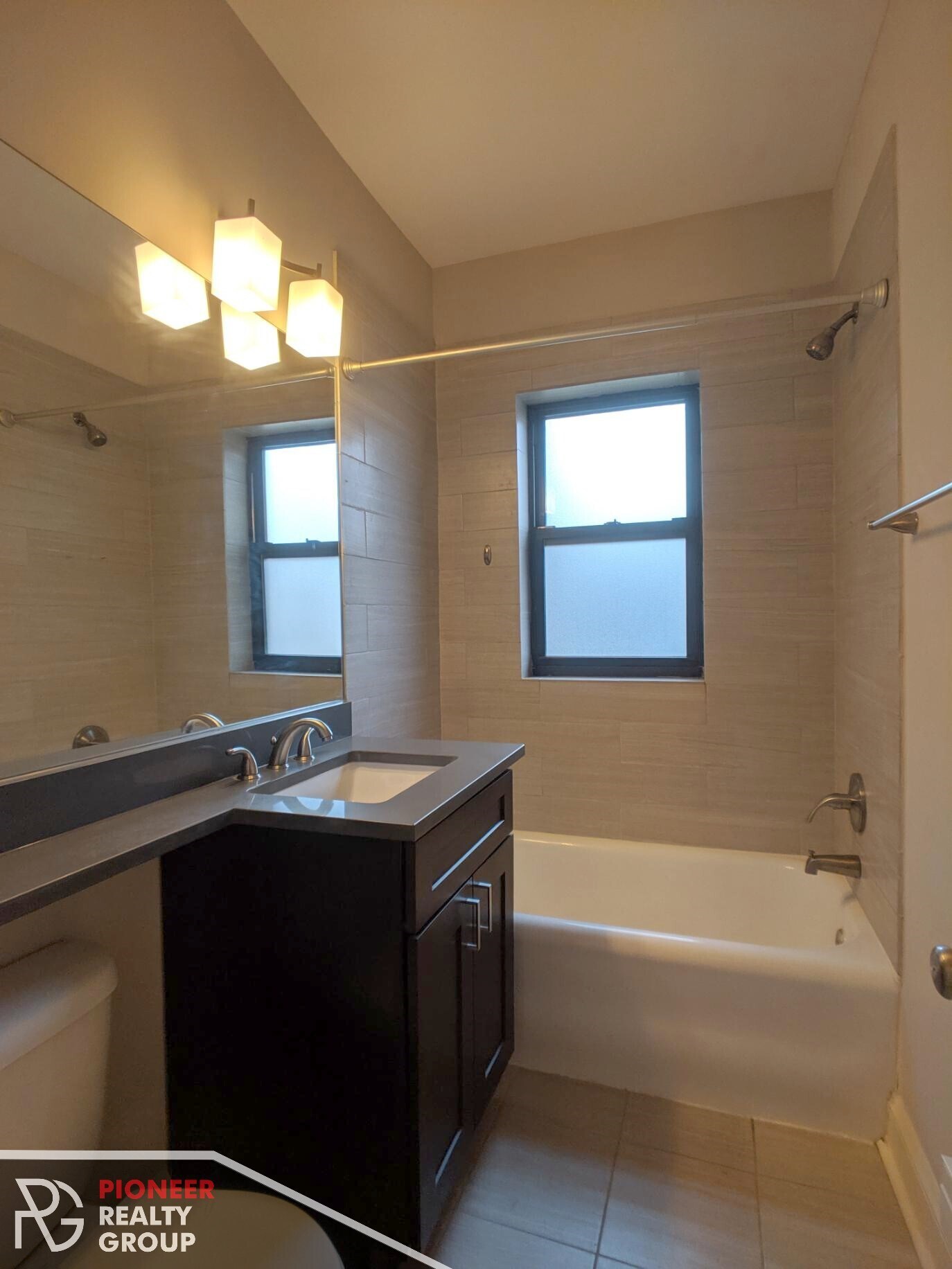 Building Photo - 2315 N Rockwell St