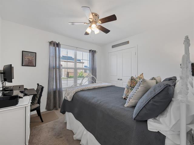 Building Photo - 2913 Meadowlands Dr