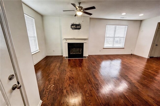 Building Photo - 602 Lofty Ln