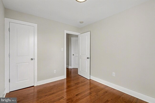 Building Photo - 1719 Frankford St SE