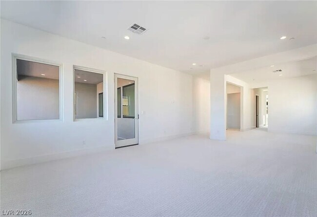 Building Photo - 4846 Shady Rdg Dr