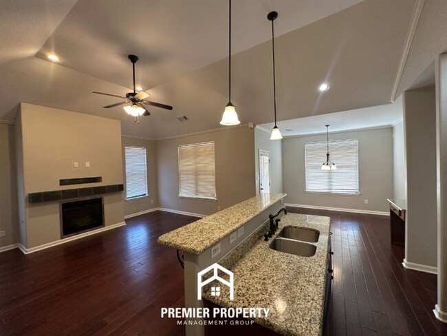 Building Photo - Luxury 4BR/3BA Arlington Home | Top-Tier Schools, Granite, Vaulted Ceilings & Covered Patio