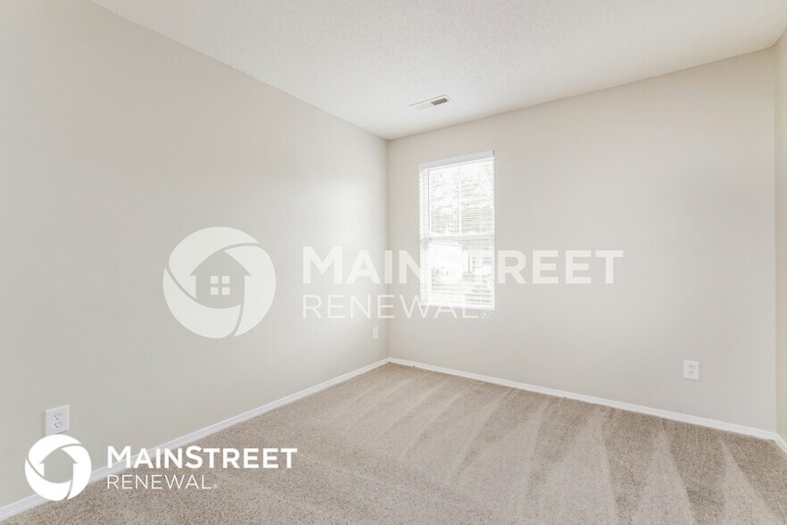 Building Photo - 3009 Van Dorn Rd