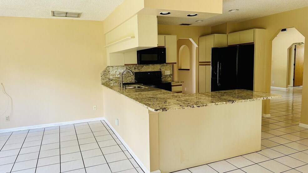 Building Photo - 11952 60th St N