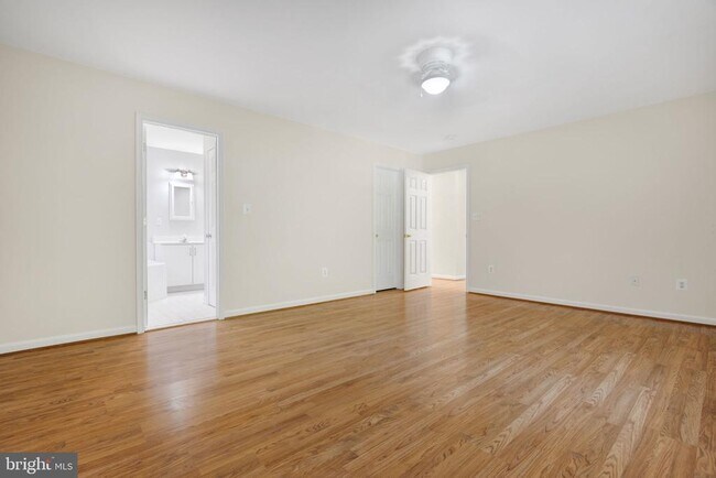 Building Photo - 507 Cross Creek Ct