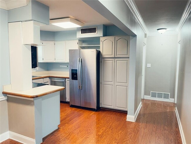 Building Photo - 1406 Ensenada Dr