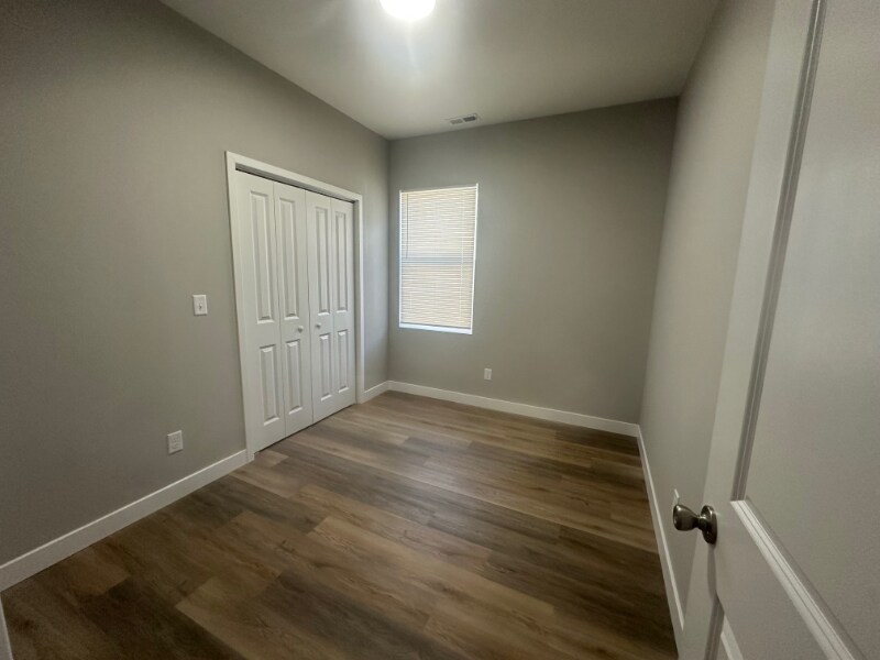 Building Photo - 2612 Boulevard Pl