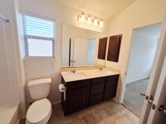 Building Photo - 17015 Gibbons Path