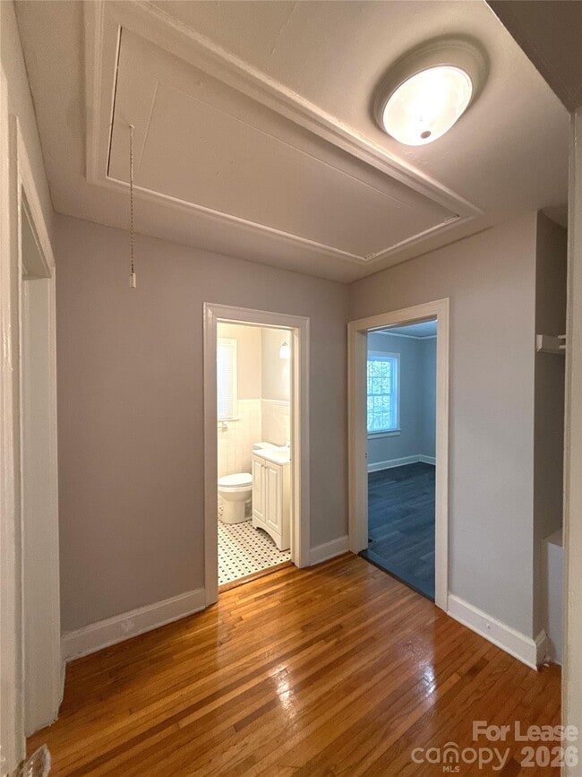 Building Photo - 1408 Ivey Dr