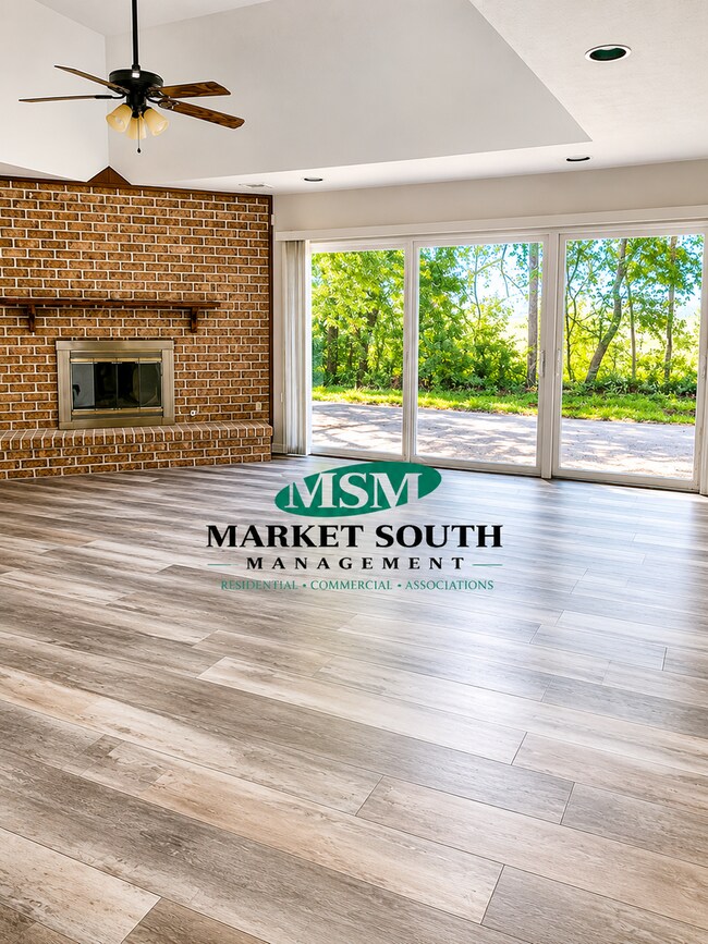 Building Photo - STUNNING MARSH VIEW
